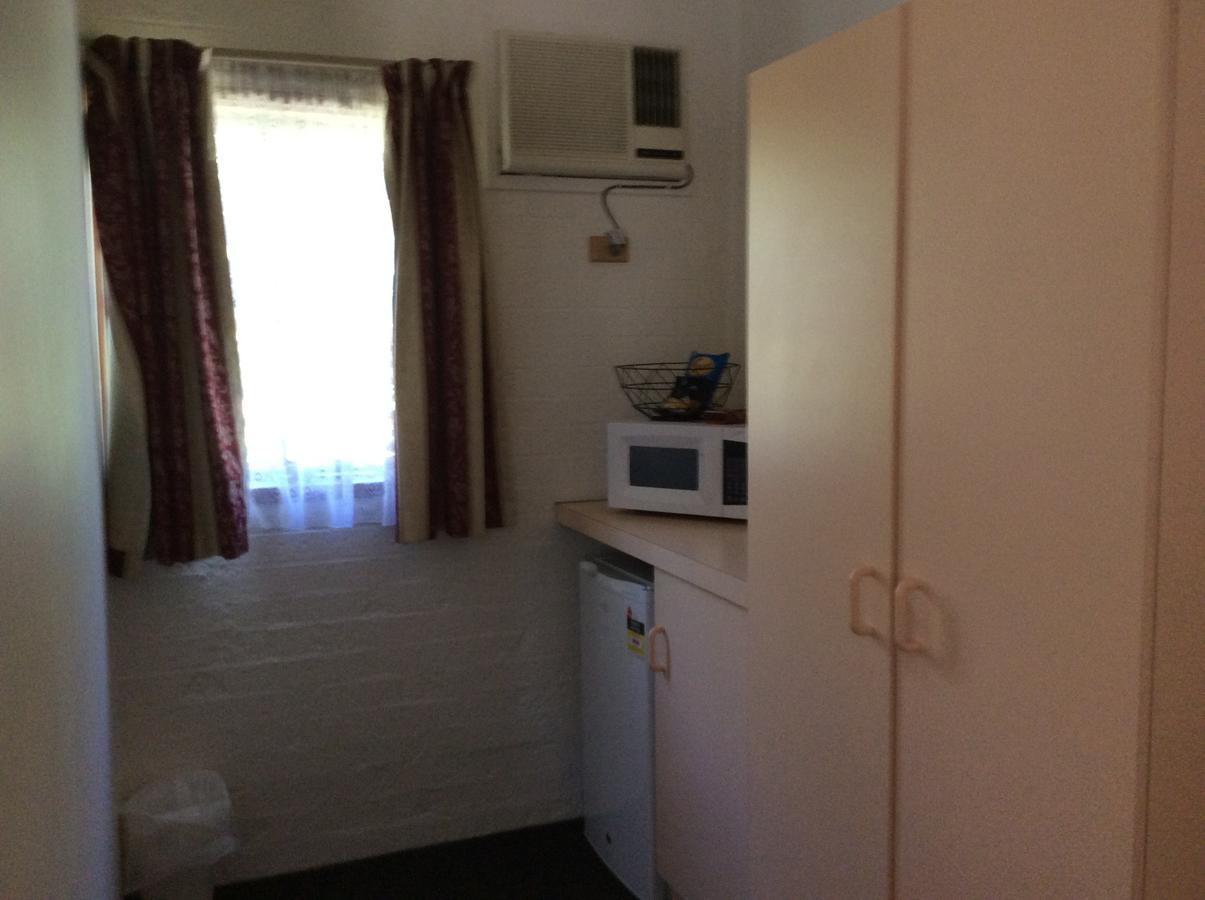 Bega Downs Motor Inn Екстериор снимка